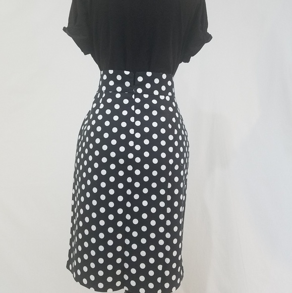 Pencil Skirt - Picture 2 of 7